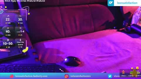 Snapshot of leonsatisfaction chatting on October 2025 10:12:02 AM Leon Robertson online show from October 2025 10:12:02 AM