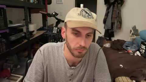 Leon online show from November 2025 03:36:01 PM