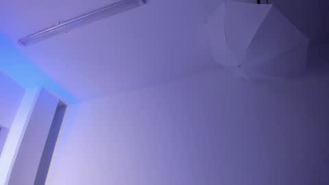 Leo  online show from February 2026 04:16:01 AM