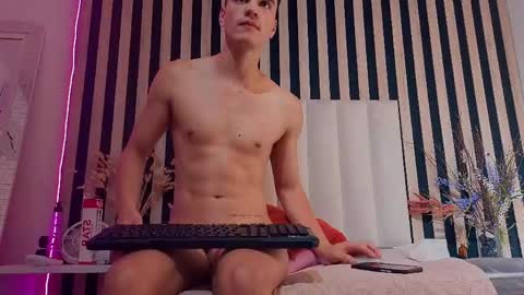 Snapshot of leotease chatting on May 2026 10:50:03 PM leotease online show from May 2026 10:50:03 PM