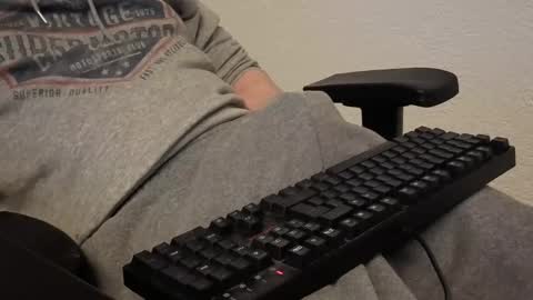 Leroy online show from November 2025 04:41:02 PM