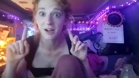 LesleyGumGrass- The Boring Trans girl online show from October 2025 05:55:01 PM