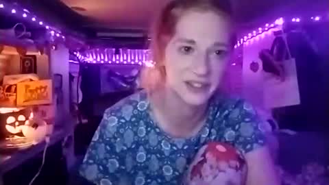 LesleyGumGrass- The Boring Trans girl online show from October 2025 07:05:02 AM