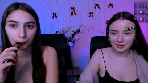 Snapshot of leslie_bird chatting on February 2026 02:05:01 PM leslie_bird online show from February 2026 02:05:01 PM