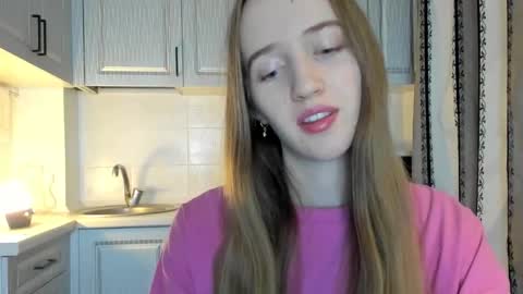 Snapshot of leslie_my_lovee chatting on November 2025 07:52:02 PM LESLIE online show from November 2025 07:52:02 PM