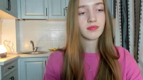 Snapshot of leslie_my_lovee chatting on November 2025 07:46:02 PM LESLIE online show from November 2025 07:46:02 PM