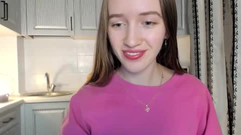 Snapshot of leslie_my_lovee chatting on December 2025 07:29:02 PM LESLIE online show from December 2025 07:29:02 PM