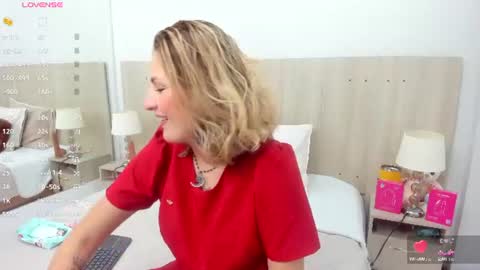 Snapshot of lesly_santodomingo chatting on July 2026 11:13:01 AM Lesly Santodomingo online show from July 2026 11:13:01 AM