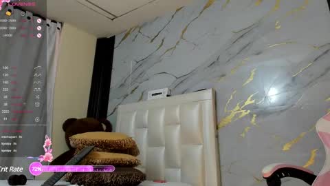 I am here from Monday to Friday from 730 am to 130 pm Colombia time and saturday from 500 am to 1000 am .... Soon Blue page online show from February 2025 02:44:02 PM