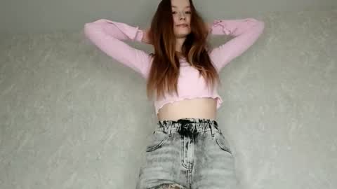 Snapshot of leslyshie chatting on February 2026 06:30:01 PM Alice online show from February 2026 06:30:01 PM