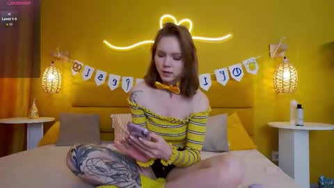 Lessy online show from September 2025 03:19:02 AM