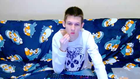 lester_broo online show from December 2025 09:42:02 PM