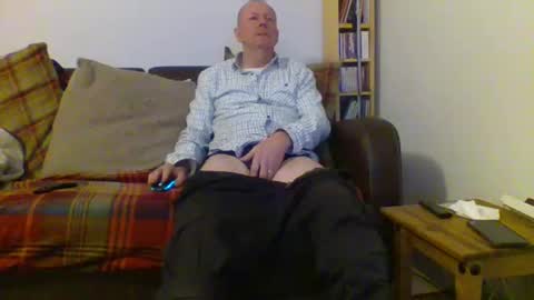 Snapshot of letmestrip chatting on December 2024 04:09:02 PM paul online show from December 2024 04:09:02 PM