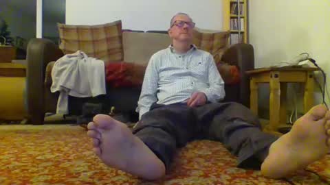 Snapshot of letmestrip chatting on December 2024 11:37:01 PM paul online show from December 2024 11:37:01 PM