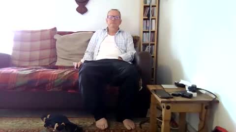 Snapshot of letmestrip chatting on September 2025 08:36:02 AM paul online show from September 2025 08:36:02 AM