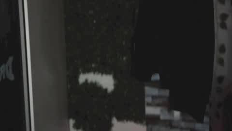 Julian Mask online show from December 2025 01:11:01 AM