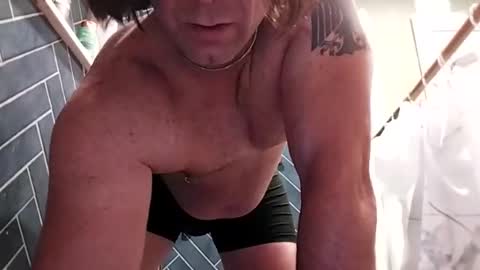 letsrock3898 online show from November 2025 04:55:01 AM