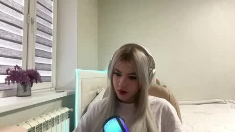 Natalie online show from May 2026 09:17:01 AM