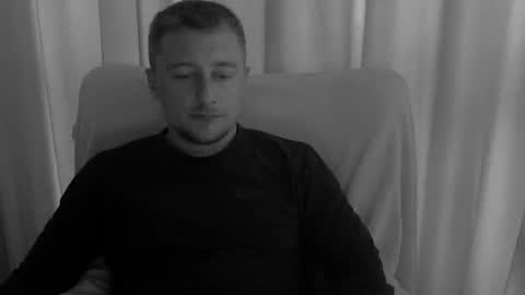 Snapshot of lev1ngston chatting on June 2026 03:41:02 AM lev1ngston online show from June 2026 03:41:02 AM