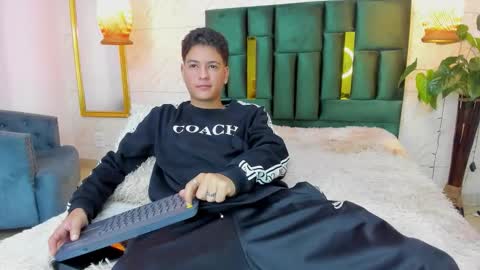 LevySteven online show from September 2025 03:52:01 AM