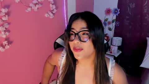 xiara online show from July 2026 01:43:02 AM