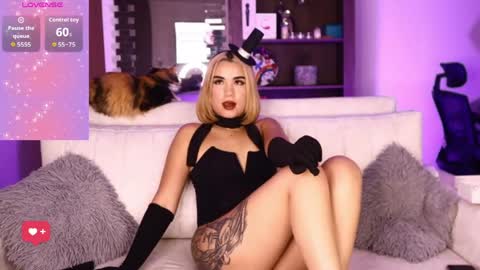Alexandra online show from May 2026 01:33:02 AM