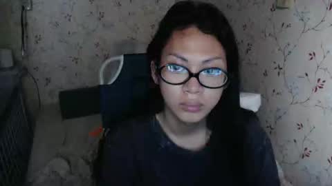 Hev Lexi online show from April 2026 04:17:01 AM