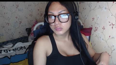 Snapshot of lexi09822 chatting on June 2026 08:09:02 AM Hev Lexi online show from June 2026 08:09:02 AM