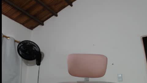 Snapshot of lexi19_ chatting on July 2026 04:14:02 PM lexi19_ online show from July 2026 04:14:02 PM