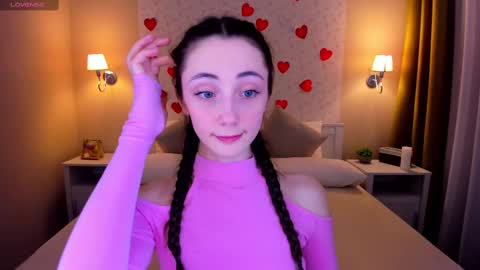 Snapshot of lexi_split chatting on February 2025 08:22:02 AM Lexi GTM2 MonWedThurSatSun 1000am-400pm online show from February 2025 08:22:02 AM