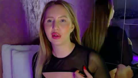 Snapshot of lexi_u_ chatting on November 2025 05:20:02 AM LEXXY online show from November 2025 05:20:02 AM