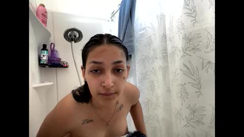 Snapshot of lexiaguirre4 chatting on February 2025 08:39:01 PM lexiaguirre4 online show from February 2025 08:39:01 PM