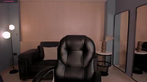 Lexie  online show from March 2026 06:24:02 PM