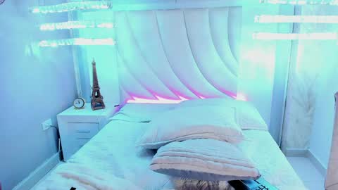 Snapshot of lexy_love__ chatting on April 2026 09:06:01 PM Lexy Love online show from April 2026 09:06:01 PM