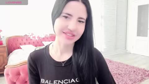 lexyswett online show from December 2025 07:59:01 AM