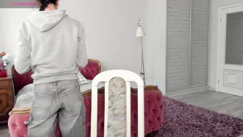 lexyswett online show from December 2025 07:48:02 AM