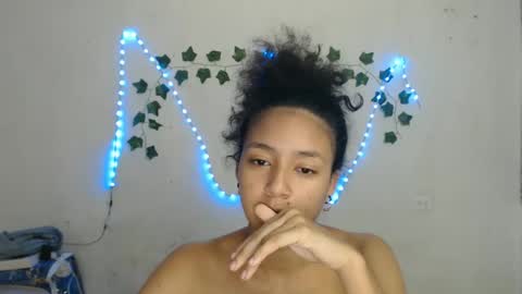 lolita online show from January 2025 04:33:01 PM