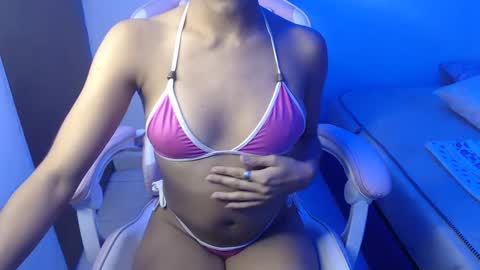 lolita online show from September 2025 07:08:01 AM