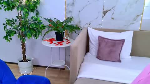 Snapshot of leyaatwood chatting on February 2026 05:26:02 AM leyaatwood online show from February 2026 05:26:02 AM