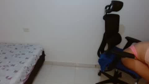 Snapshot of leydy_day chatting on November 2025 09:24:02 PM leydy_day online show from November 2025 09:24:02 PM