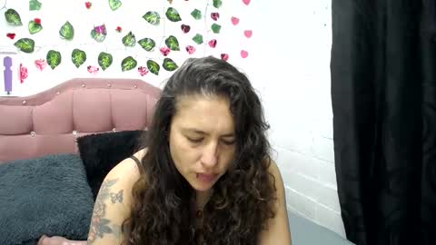 Snapshot of leyla_horny_bg chatting on February 2025 08:21:01 PM leyla_horny_bg online show from February 2025 08:21:01 PM