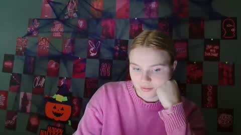 Leyla online show from October 2025 05:59:01 AM