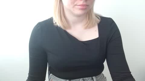 Leyla online show from March 2026 08:09:02 AM