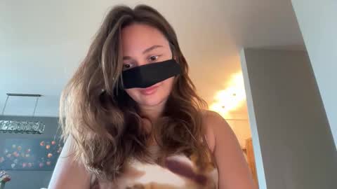 Snapshot of leyla_on_sport chatting on September 2025 09:09:01 AM Leyla online show from September 2025 09:09:01 AM