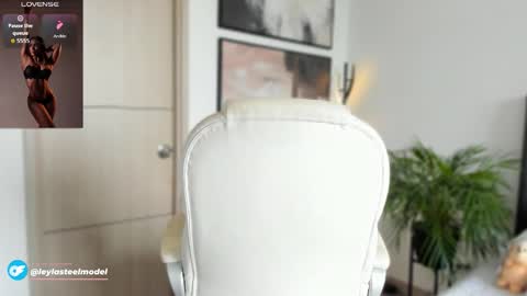 INSTA leylasteel model         online show from September 2025 06:30:01 PM