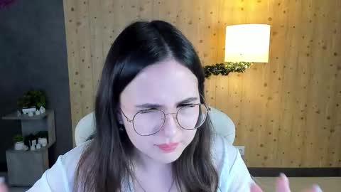 Snapshot of leylamirage chatting on February 2026 09:30:01 AM leylamirage online show from February 2026 09:30:01 AM