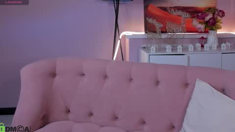 Snapshot of leylamirage chatting on February 2026 04:09:02 AM leylamirage online show from February 2026 04:09:02 AM