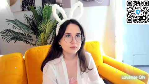 Snapshot of leylamirage chatting on May 2026 12:14:02 PM leylamirage online show from May 2026 12:14:02 PM