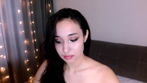 Snapshot of li_noen chatting on February 2025 04:37:02 AM Li  online show from February 2025 04:37:02 AM