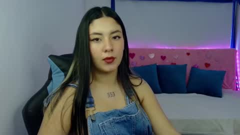 Lia  online show from February 2025 02:36:01 PM